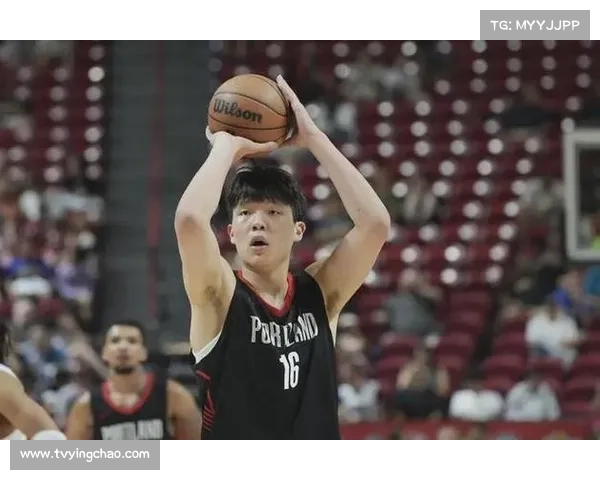 中国球员杨瀚森代表G联赛精英队参加新秀挑战赛